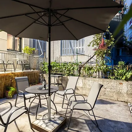 Jeannette's Seaside Getaway - Urban Gem Ferienhaus Kalamata