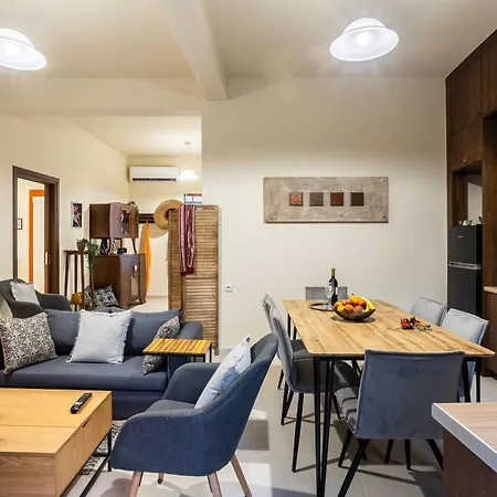 Jeannette's Seaside Getaway - Urban Gem * Kalamata