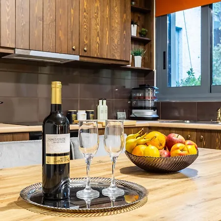 Jeannette's Seaside Getaway - Urban Gem *