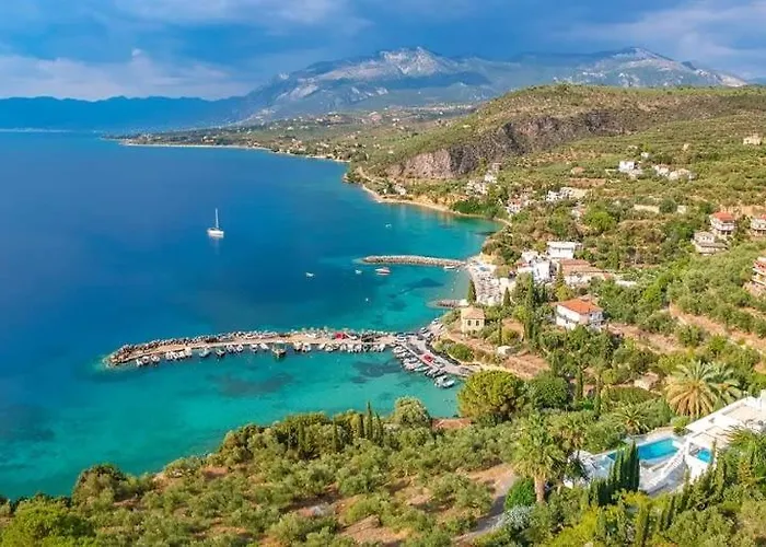 Jeannette's Seaside Getaway - Urban Gem *