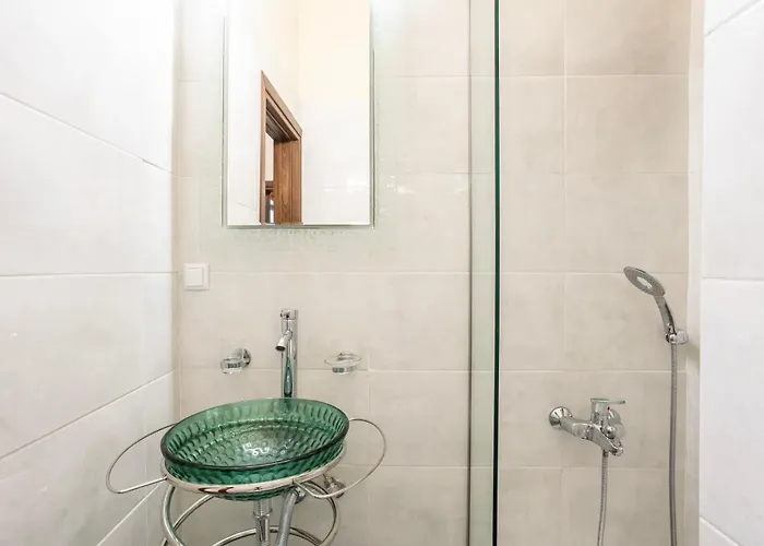 Jeannette's Seaside Getaway - Urban Gem * קלמאטה