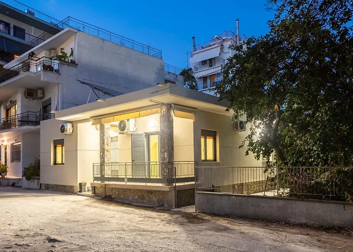 בית נופש Jeannette's Seaside Getaway - Urban Gem קלמאטה