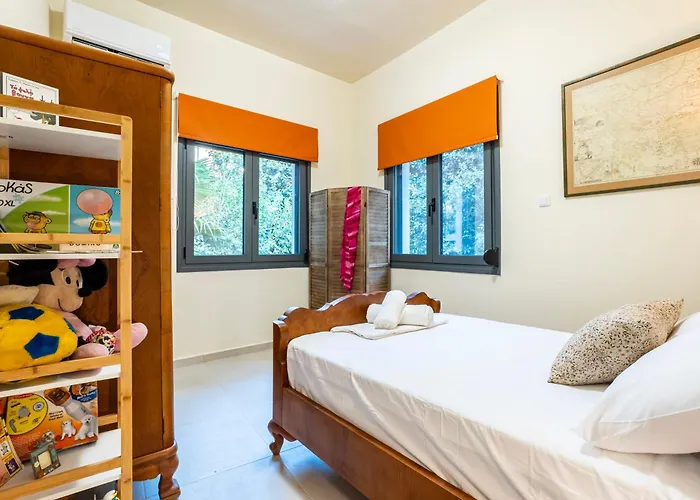 בית נופש Jeannette's Seaside Getaway - Urban Gem