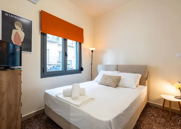 Jeannette's Seaside Getaway - Urban Gem * 칼라마타