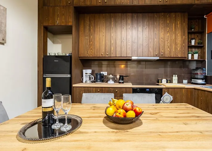 Jeannette's Seaside Getaway - Urban Gem 칼라마타