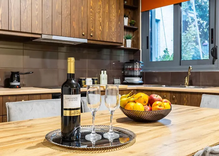 Jeannette's Seaside Getaway - Urban Gem *